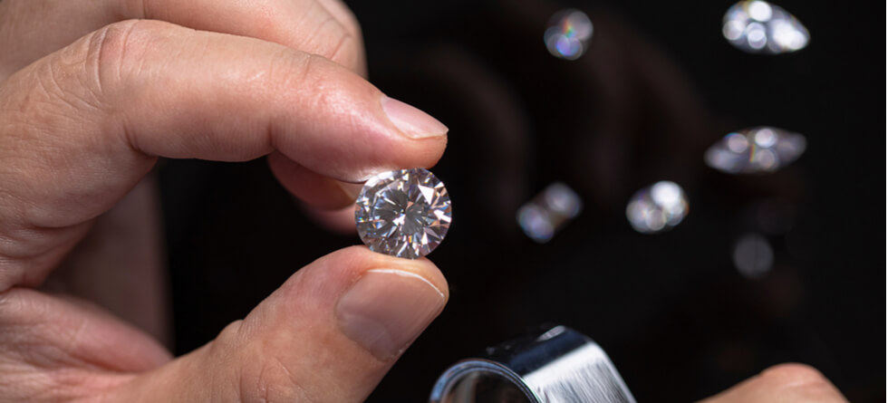 What are the best fake diamonds? - Sparkle Jewelry