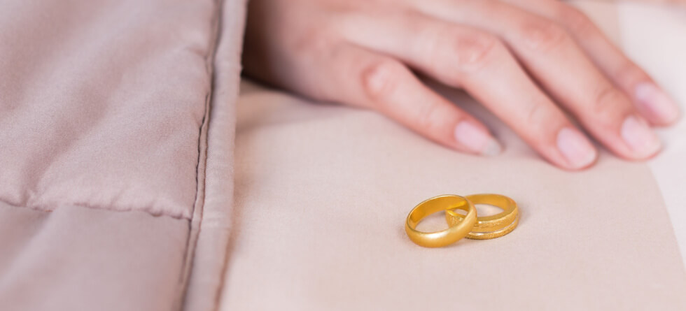 Do You Sleep With Your Wedding Ring On?