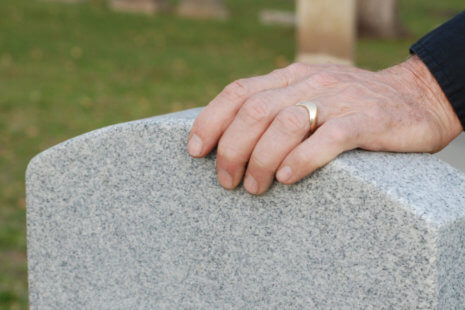 How Soon Should You Date After Your Spouse Dies?