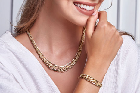 Can You Wear 18K Gold Everyday?